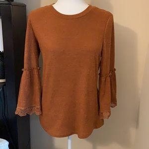 Burnt Orange Top (size L) scroll to see picture